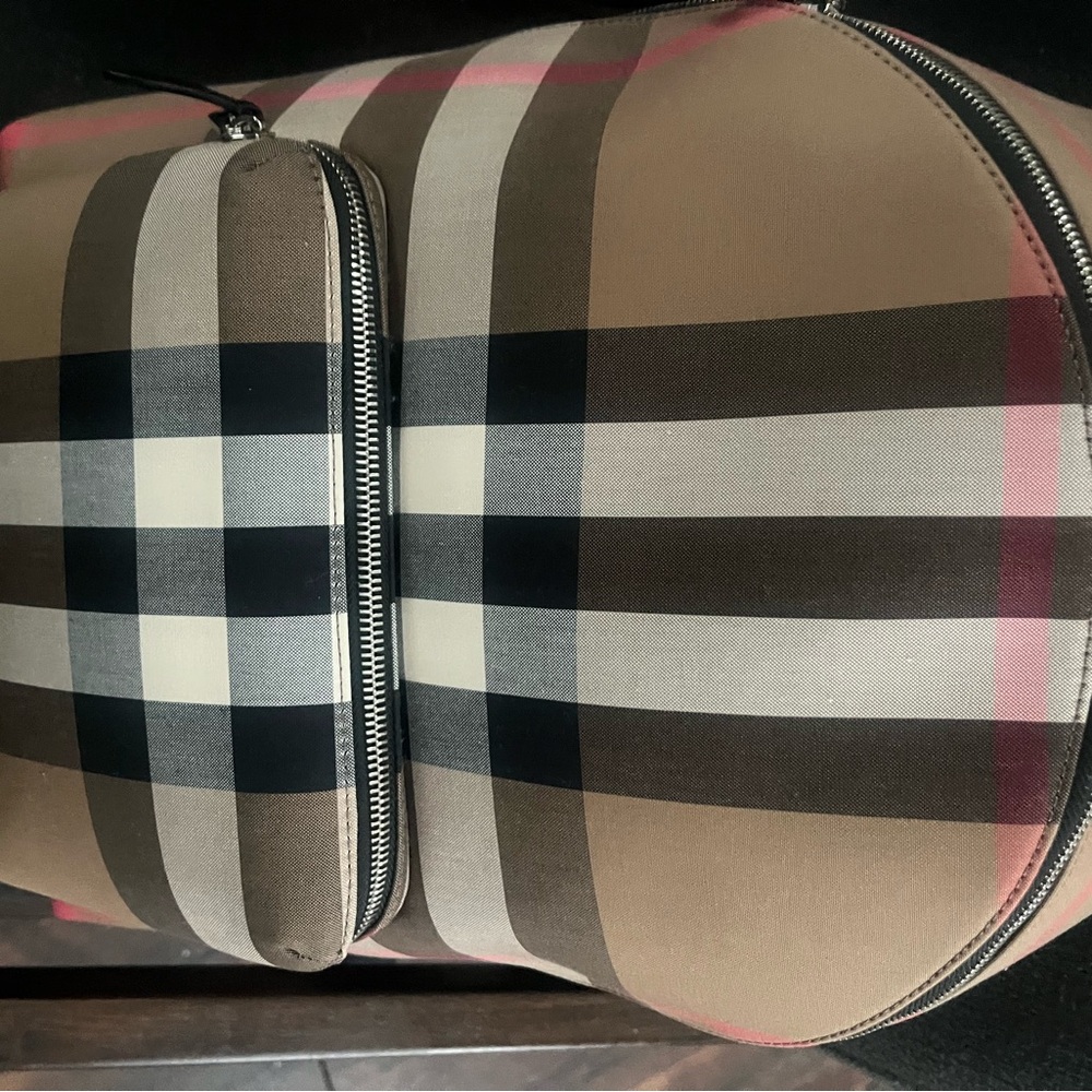 Burberry  Check Pattern backpack - Picture 7 of 15